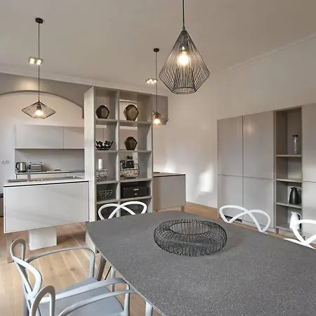 6,5 Luxury - - 3 Bedrooms - 2 Bathrooms Apartment