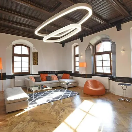 6,5 Luxury - - 3 Bedrooms - 2 Bathrooms Zwickau