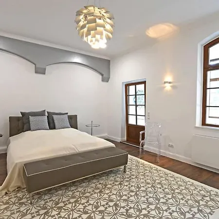 6,5 Luxury - - 3 Bedrooms - 2 Bathrooms Apartment