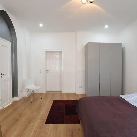 Apartment 6,5 Luxury - - 3 Bedrooms - 2 Bathrooms *